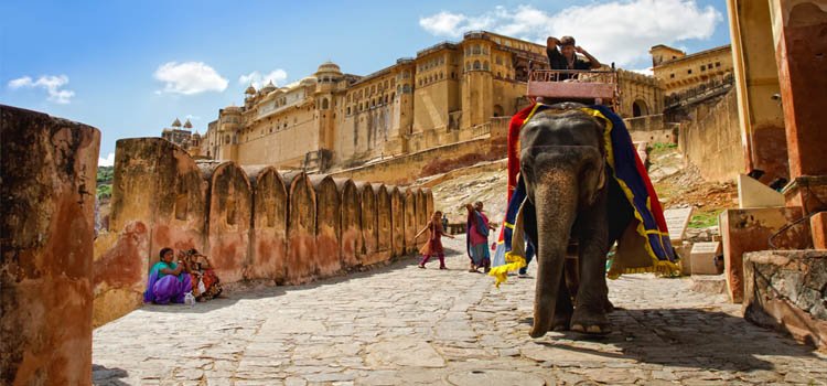 Delhi Agra Jaipur Overnight Trip